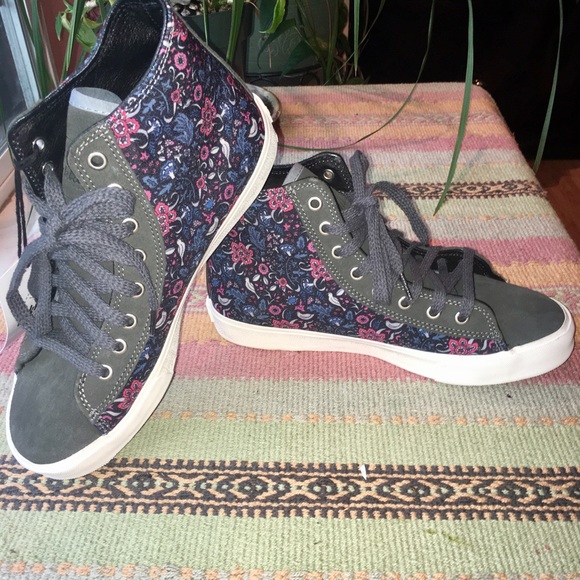 Inkkas Shoes - NWOB Inkkas Floral Hightops Sz 7 Woman's